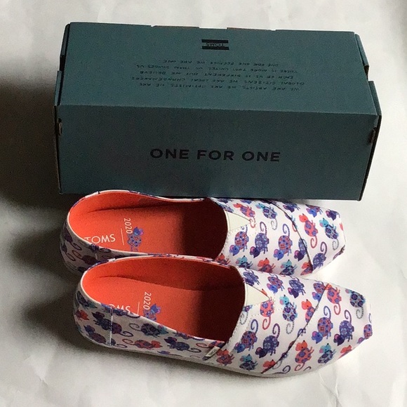 gilded gold dragonflies women's classics